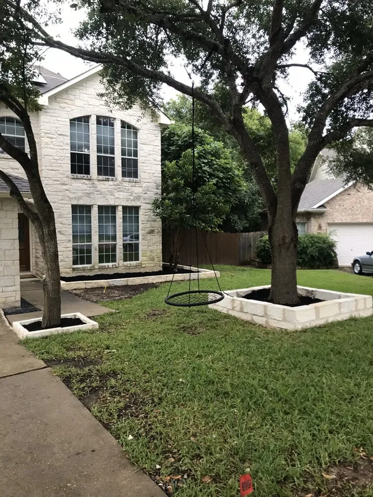 Local yard maintenance in Niederwald, TX by Campuzano Landscaping And Tree Trimming