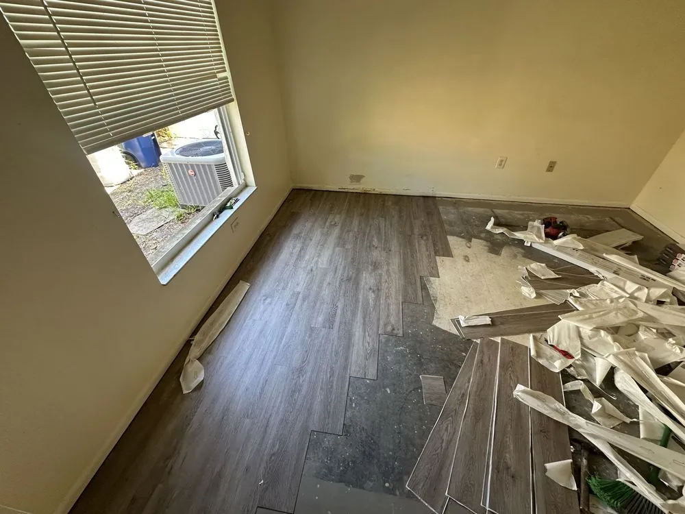 Top-rated yard cleanup service in Bradenton, FL - Cams Handyman Service