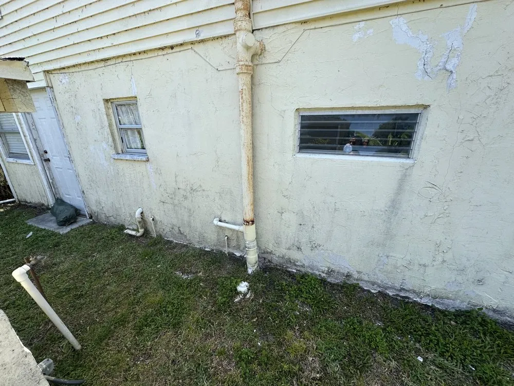 Custom residential landscaping for homes in Bradenton, FL by Cams Handyman Service