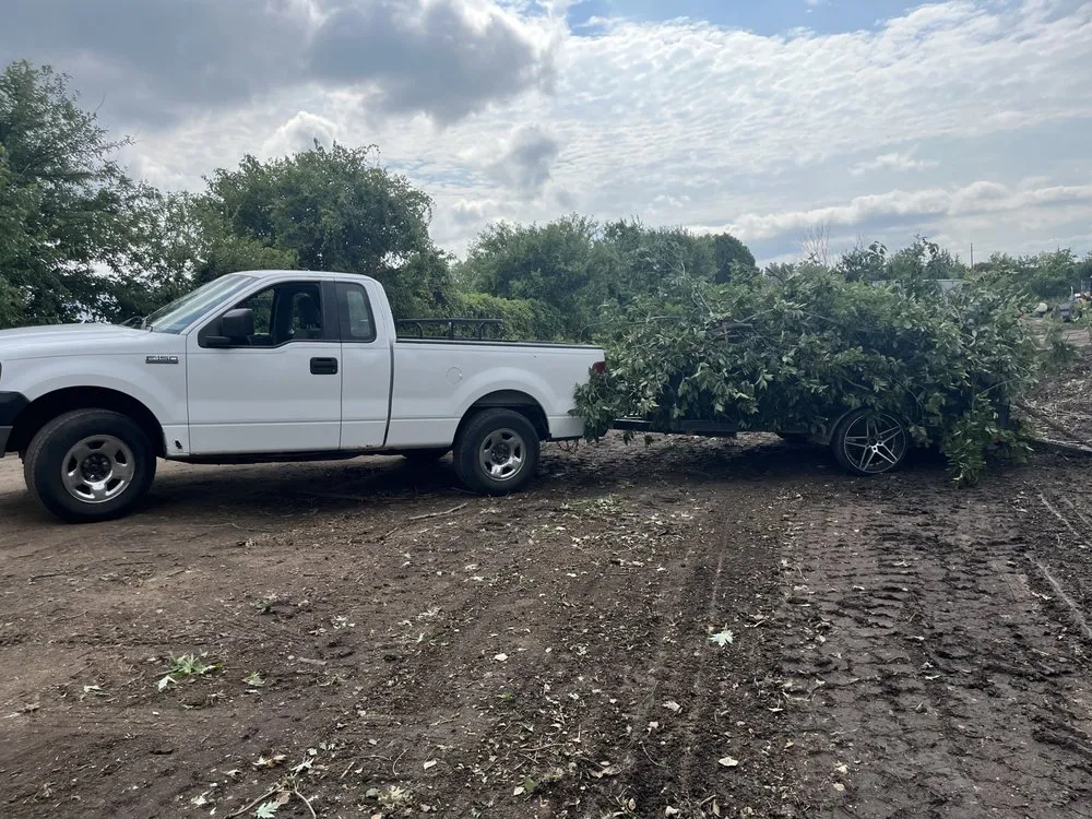 Expert yard cleanup service for residential properties across Topeka, KS - Can Do It Lawn Care Service