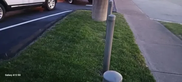 Can Do Lawncare Logo