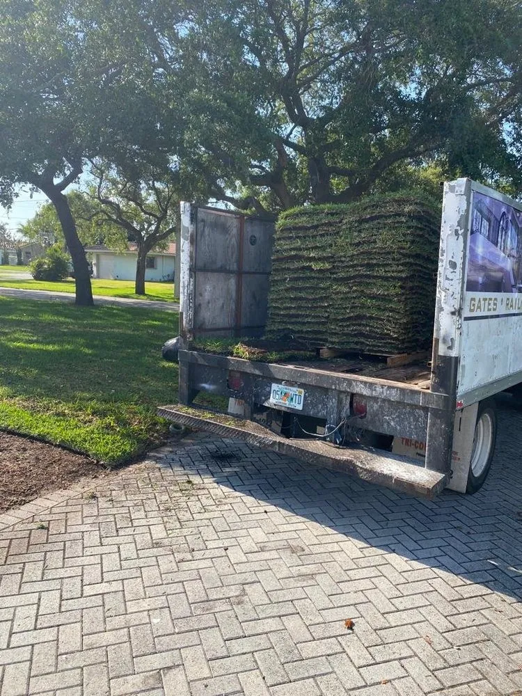 Expert outdoor landscaping experts serving Davie, FL - Canaima Landscape