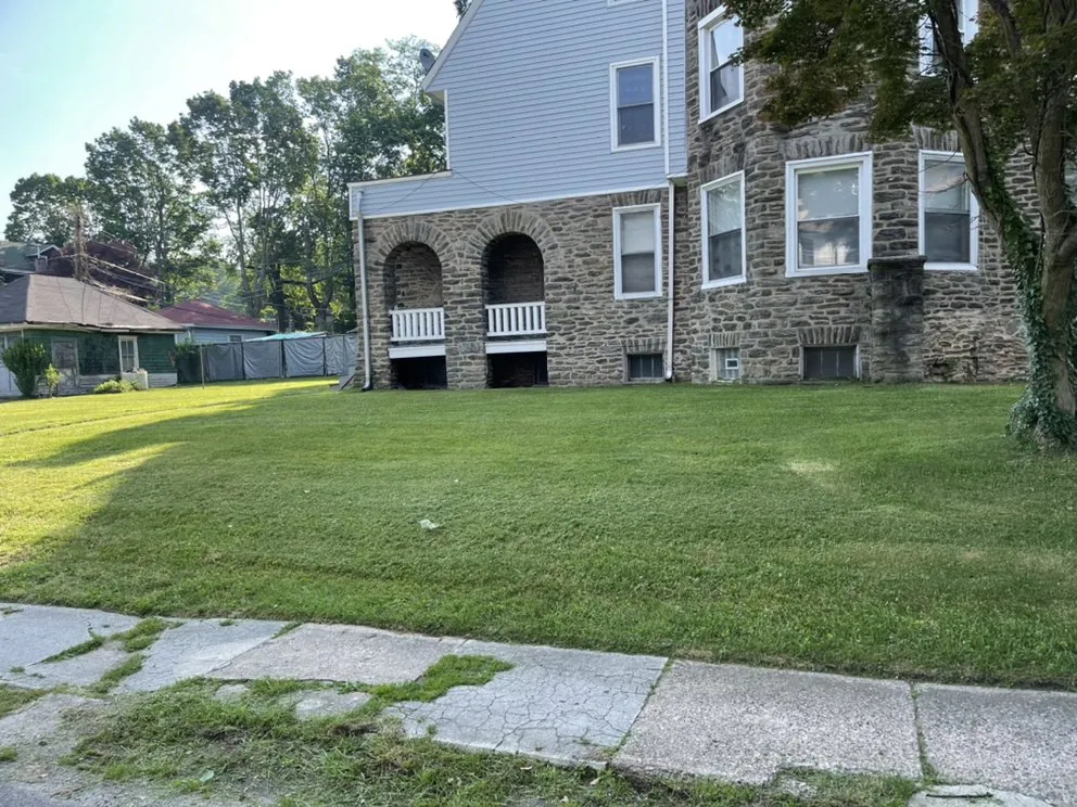 Top-rated yard cleanup service for outdoor upgrades across Willow Grove, PA - Cancer Fighting Lawn Care