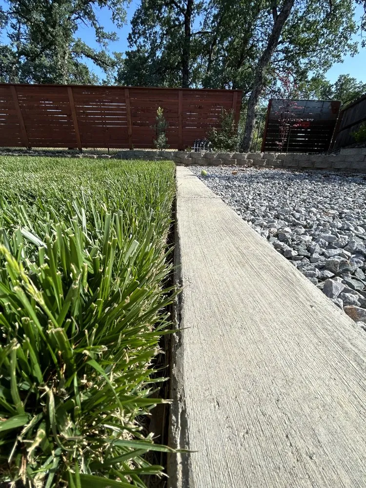 Top-rated residential landscaping experts serving Shasta, CA - CandC mowing