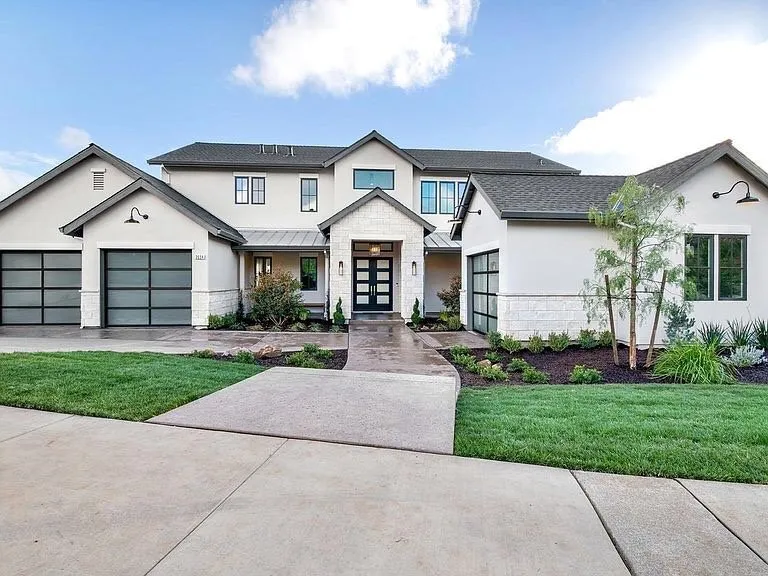 Trusted garden landscaping in Windsor, CA by Canepa Landscaping