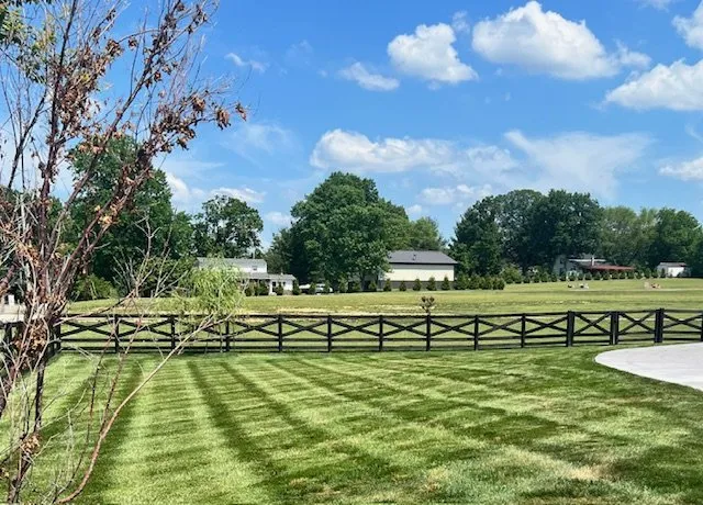 Local garden landscaping in Portland, TN by Canes Lawn Care