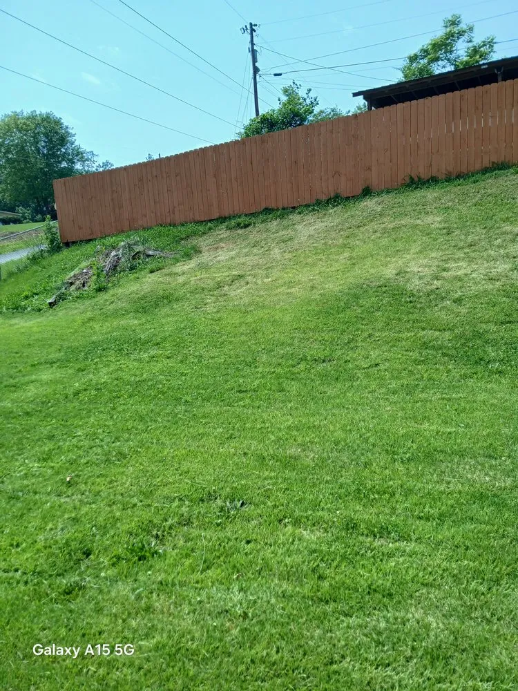 Expert residential landscaping in Lenoir City, TN by Cano Landscape