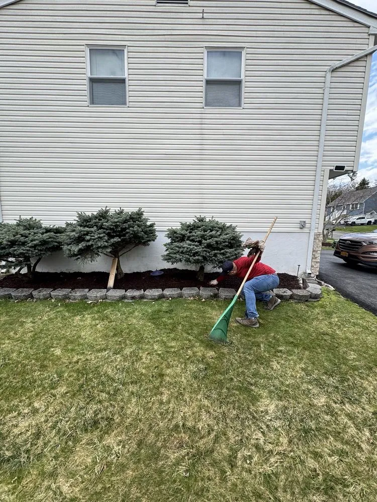 Custom lawn mowing service in Monroe, NY - Cano lawncare