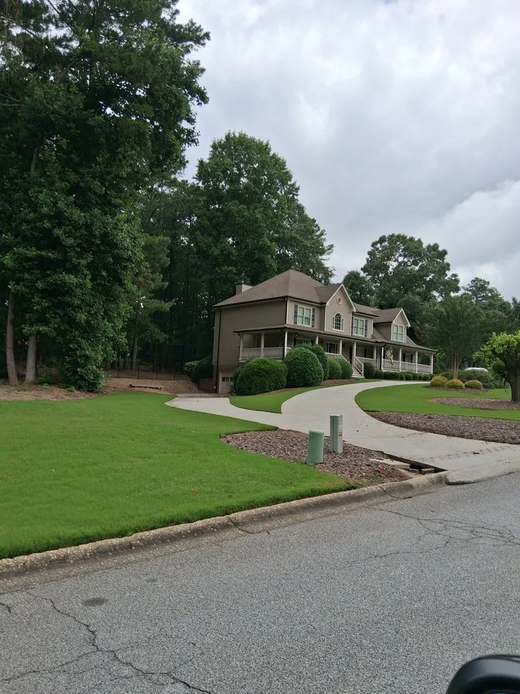 Professional yard maintenance in Snellville, GA - Can’t Stop Me