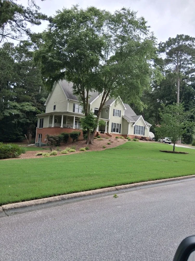 Trusted garden landscaping in Snellville, GA by Can’t Stop Me