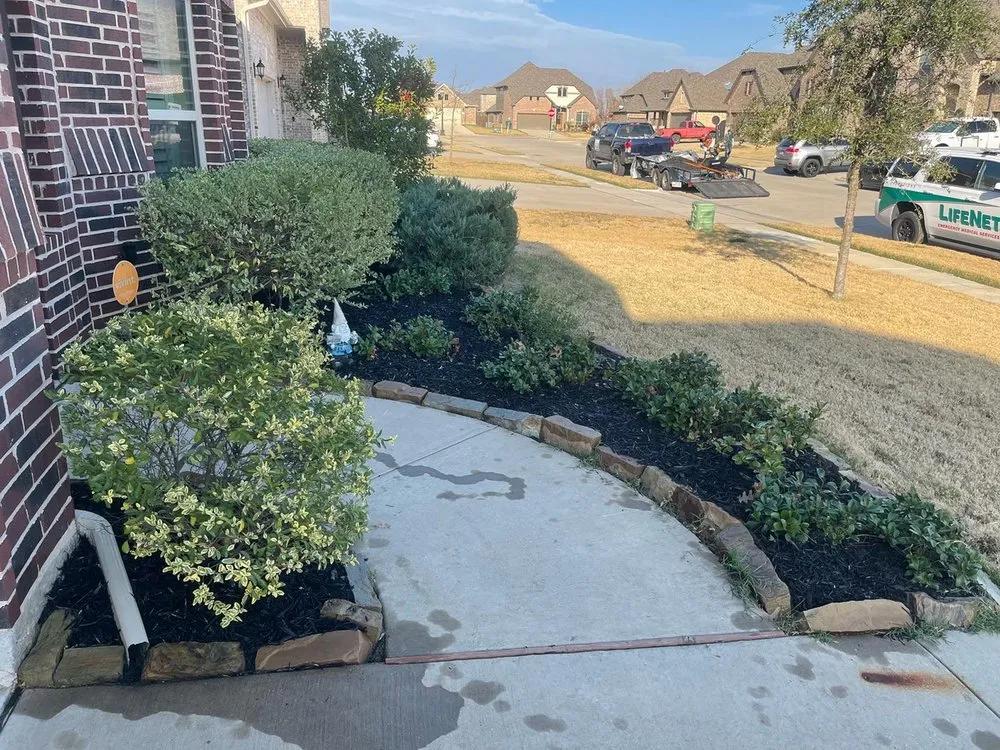 Custom lawn mowing service for year-round maintenance in Denison, TX by Canter GCS