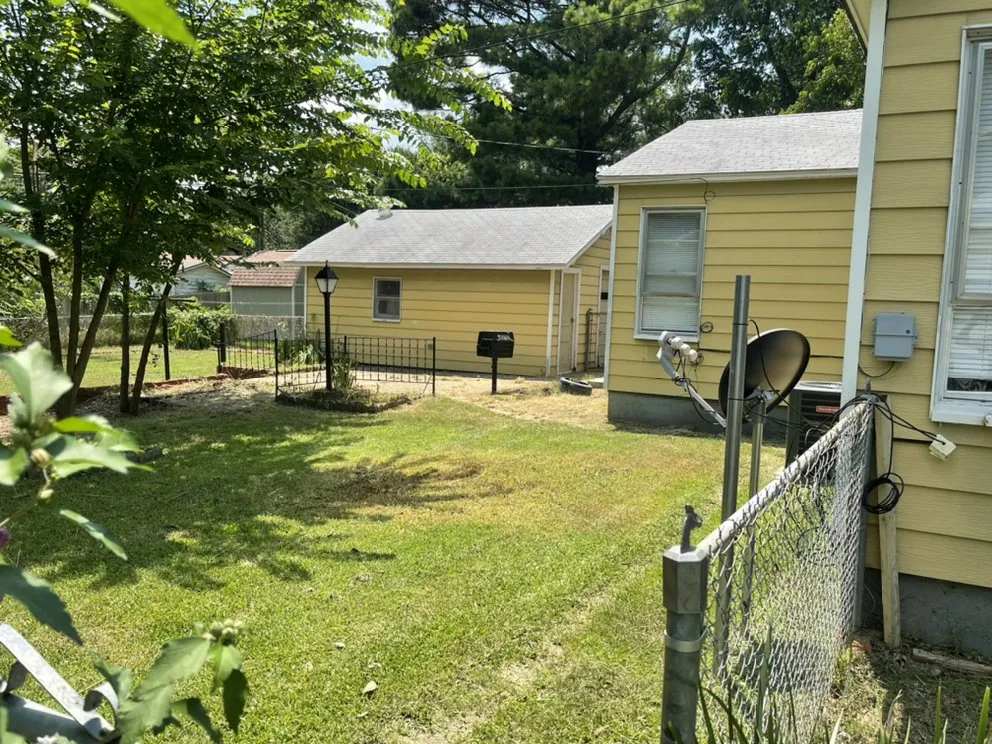 Trusted yard maintenance for beautiful yards across Denison, TX - Canter GCS