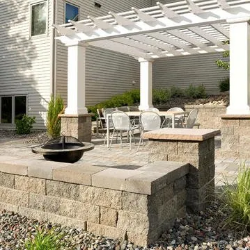 Reliable yard cleanup service in Hernando, MS - Canton Landscape