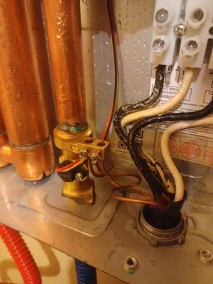 Cantrell Custom Services Logo