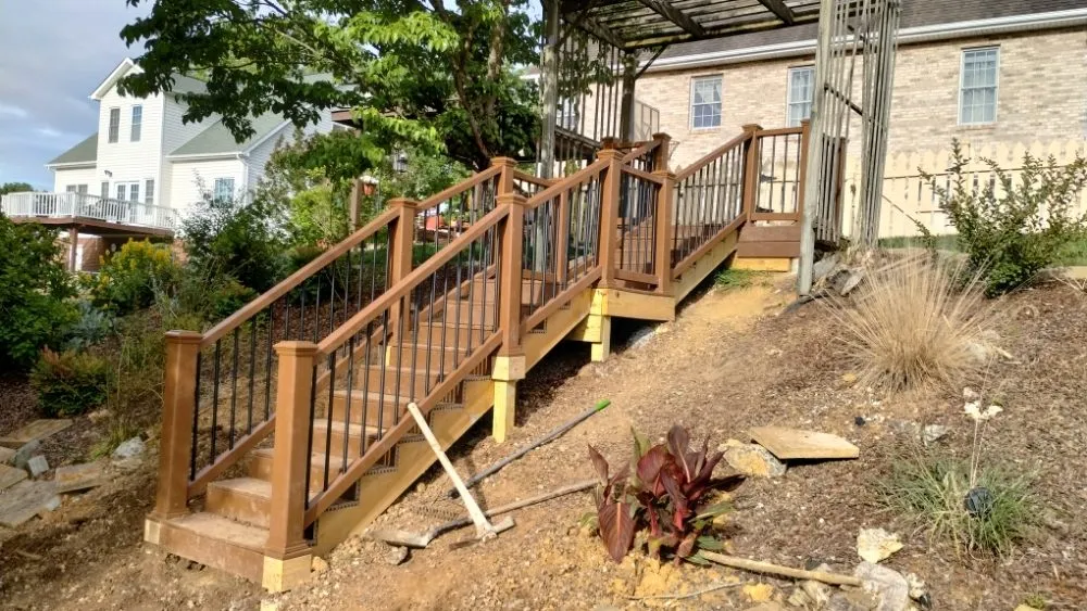 Professional yard maintenance near you in Kingsport, TN by Cantu Construction