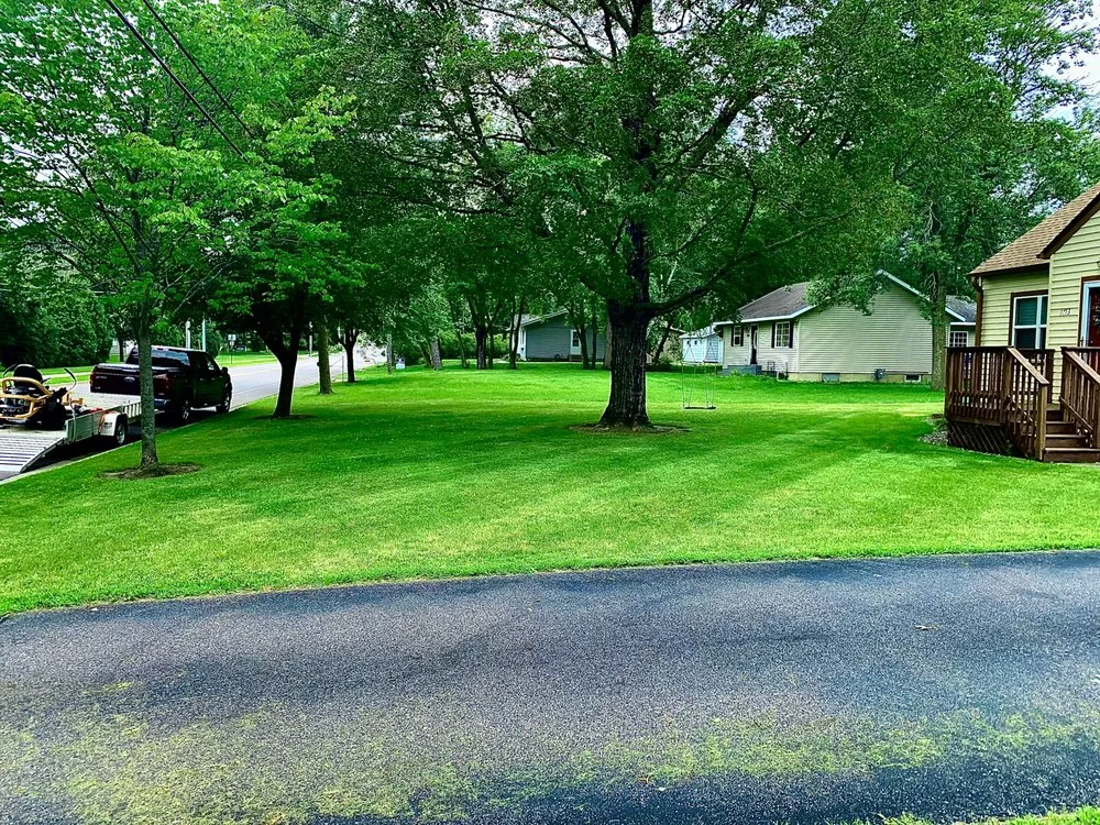 Top-rated garden landscaping for year-round maintenance in St Cloud, MN by Canvas Landscaping