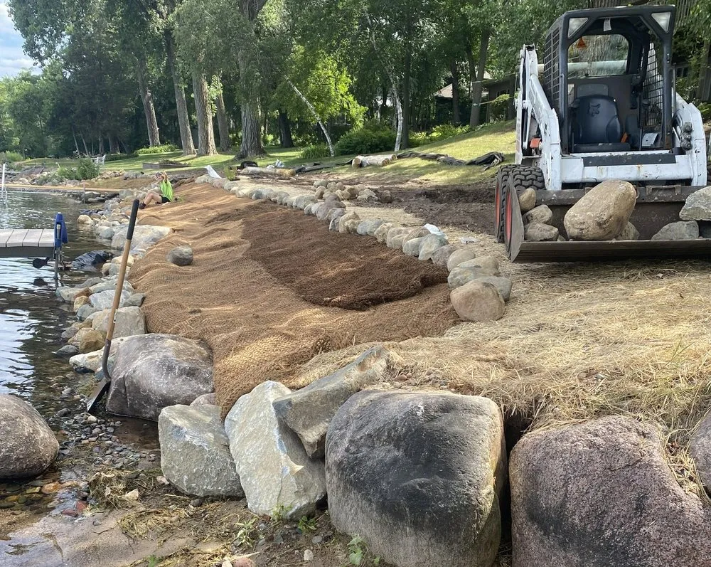 Top-rated landscape installation for beautiful yards in Wyoming, MN by Canvasback outdoor services