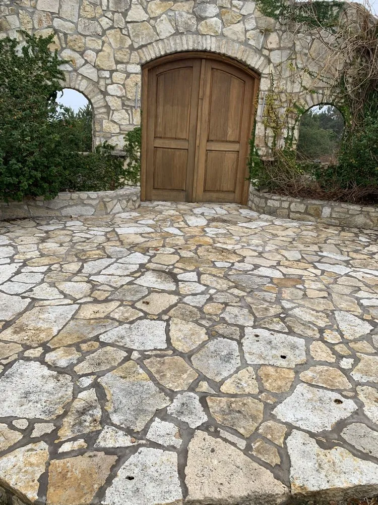 Professional lawn mowing service in Canyon Lake, TX by Canyon Lake landscapes