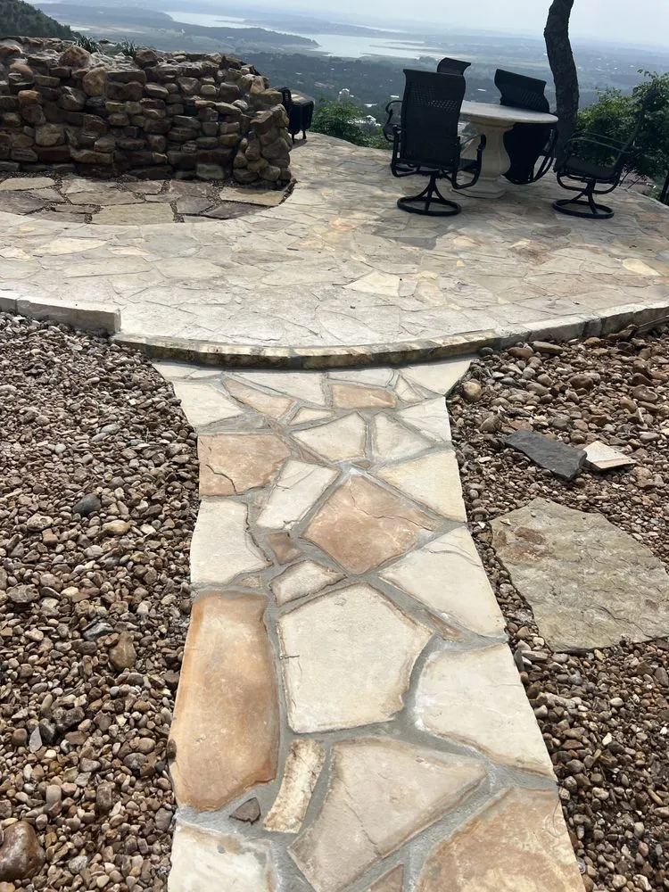 Local yard cleanup service for homes across Canyon Lake, TX - Canyon Lake landscapes