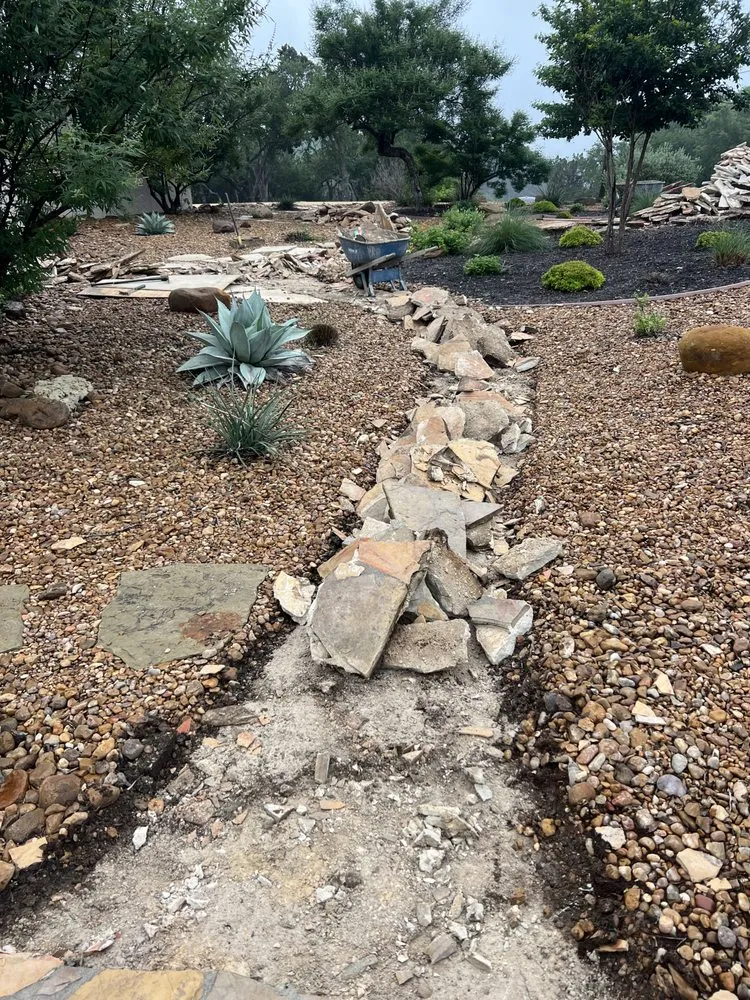 Reliable yard maintenance in Canyon Lake, TX by Canyon Lake landscapes