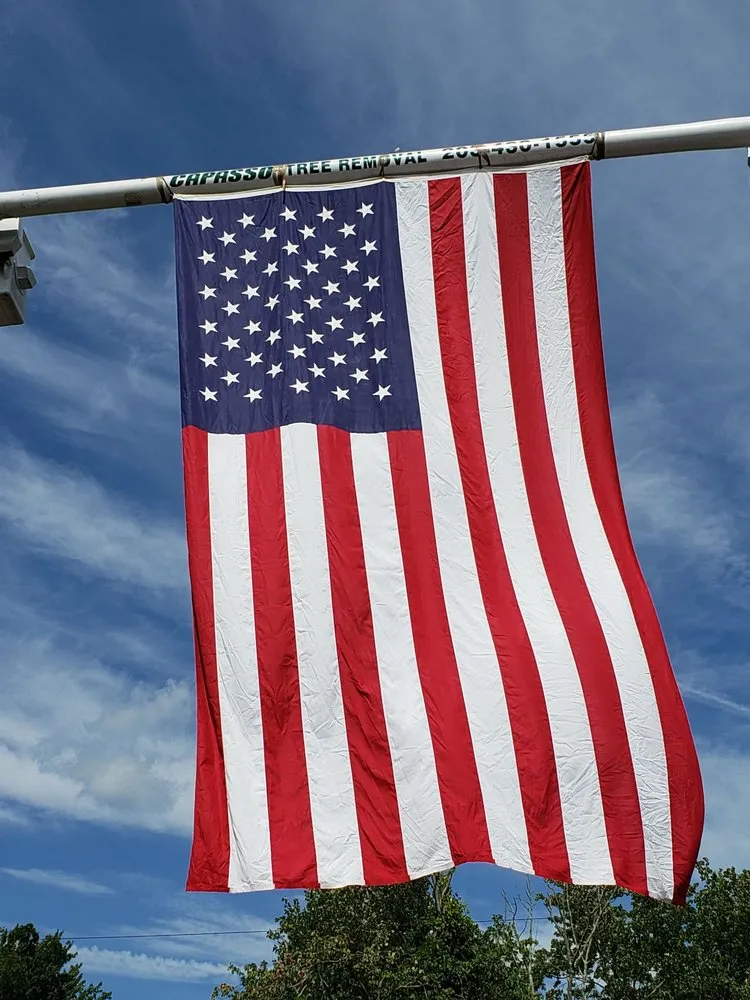 Reliable lawn care service experts serving Bethany, CT - Capasso Landscaping