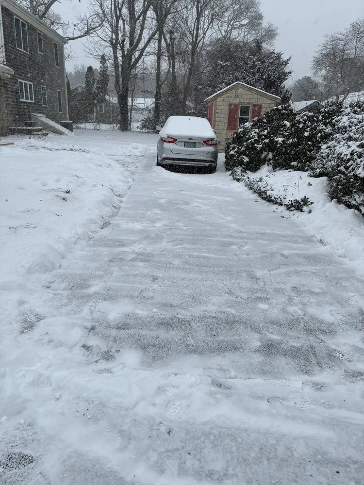 Reliable lawn care service experts serving South Yarmouth, MA - Cape Cod Services