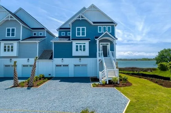 Local lawn care service in Wilmington, NC by Cape Fear Landscaping