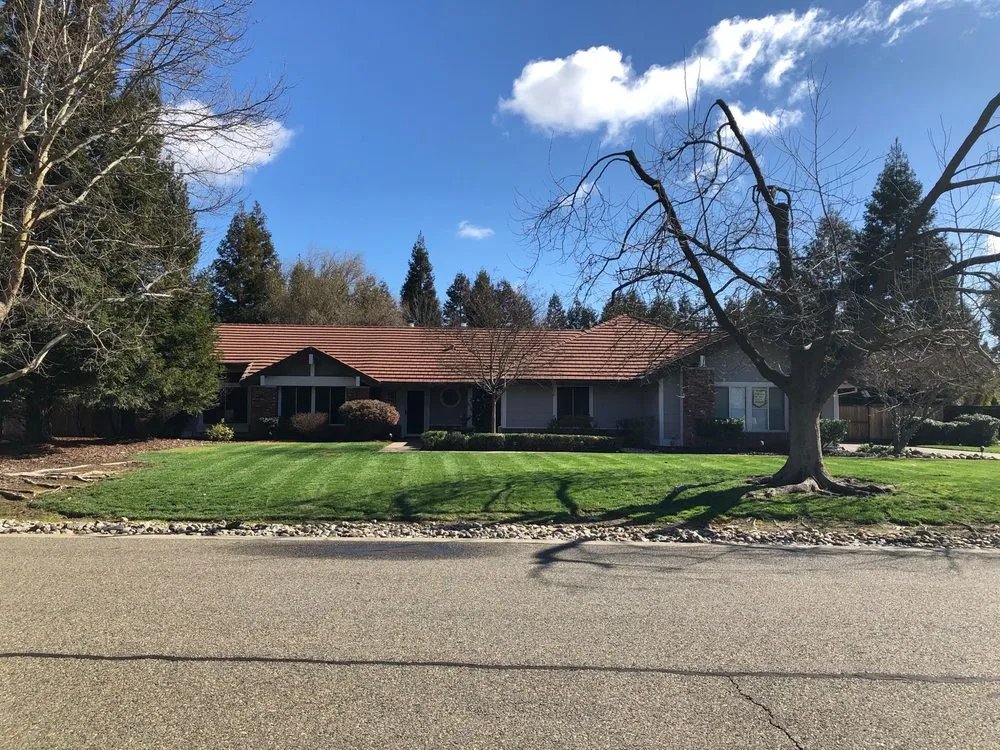 Reliable yard maintenance experts serving Roseville, CA - Capital Landscape