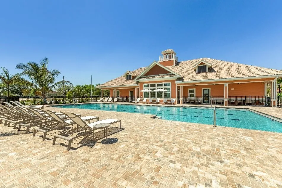 Affordable lawn mowing service experts serving Davenport, FL - Capital Landscapes