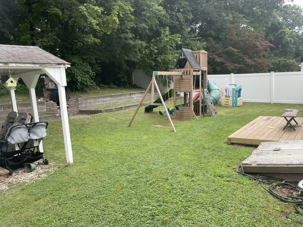 Affordable yard maintenance experts serving West Hartford, CT - Capital Landscaping