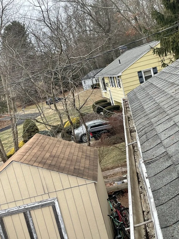 Expert yard maintenance in West Hartford, CT - Capital Landscaping