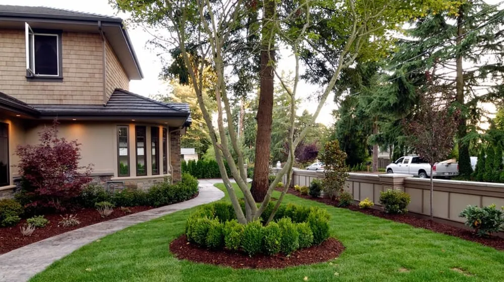 Custom garden landscaping in Troy, NY - Capital Properties ETC