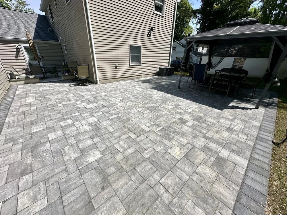 Custom residential landscaping in Park Ridge, NJ by Capital Stone Landscaping & Construction