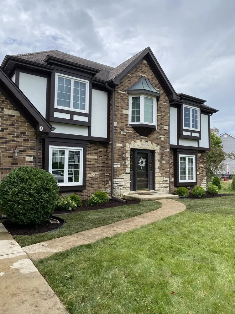 Top-rated garden landscaping for year-round maintenance across Elmhurst, IL - Capitol Lawn & Snow