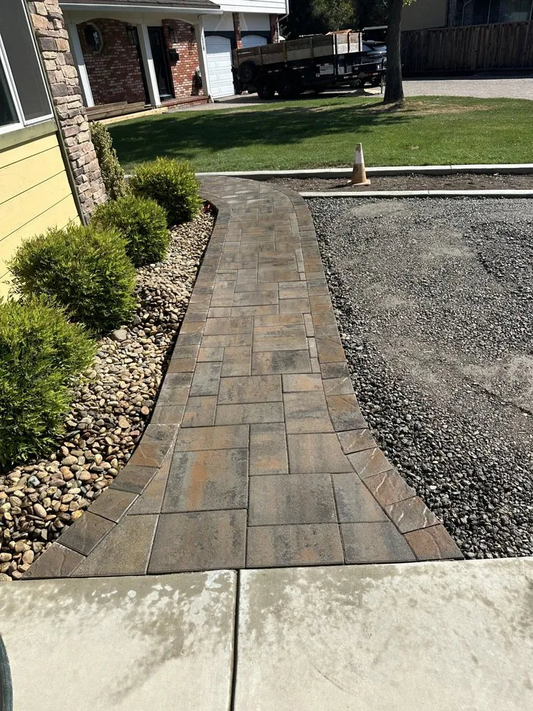 Custom yard maintenance experts serving Turlock, CA - Capote Landscape
