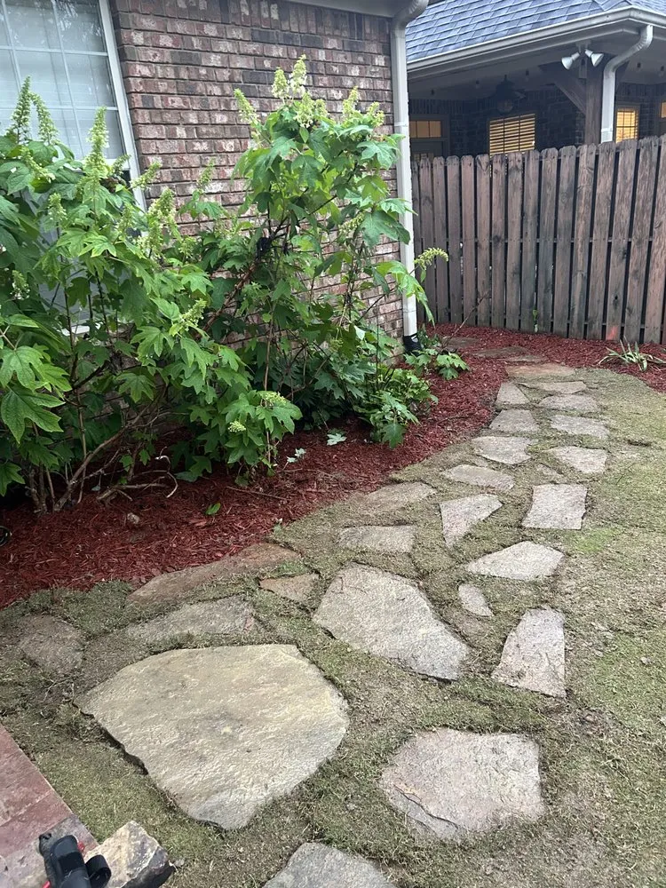 Affordable lawn care service for beautiful yards across Northport, AL - Capstone Landscaping Services