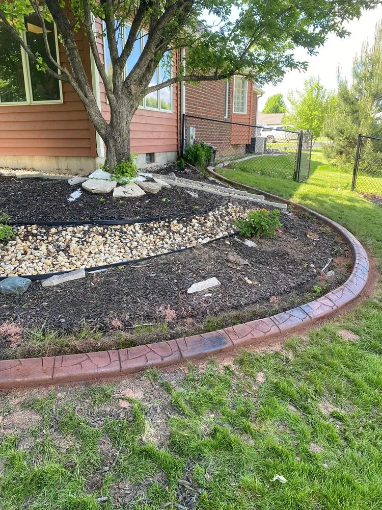 Reliable outdoor landscaping experts serving Freeport, IL - Captain Curbing