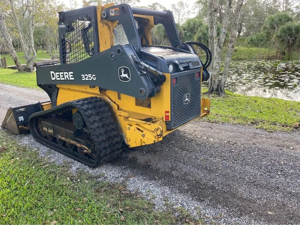 Local lawn care service for residential properties across Kissimmee, FL - Captain Jacks Landscaping