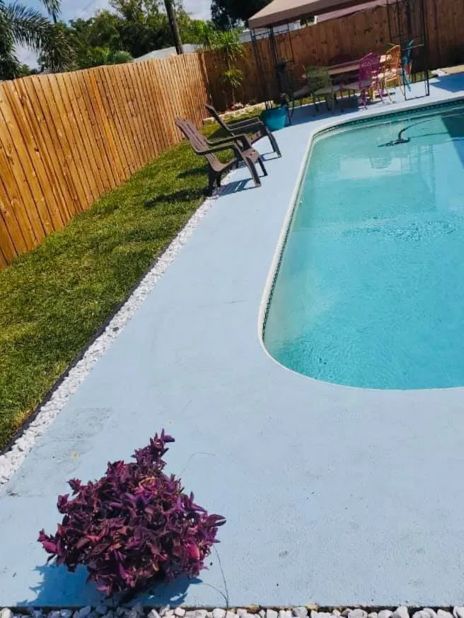 Top-rated yard maintenance experts serving New Port Richey, FL - Captain Mike’s Lawn Care