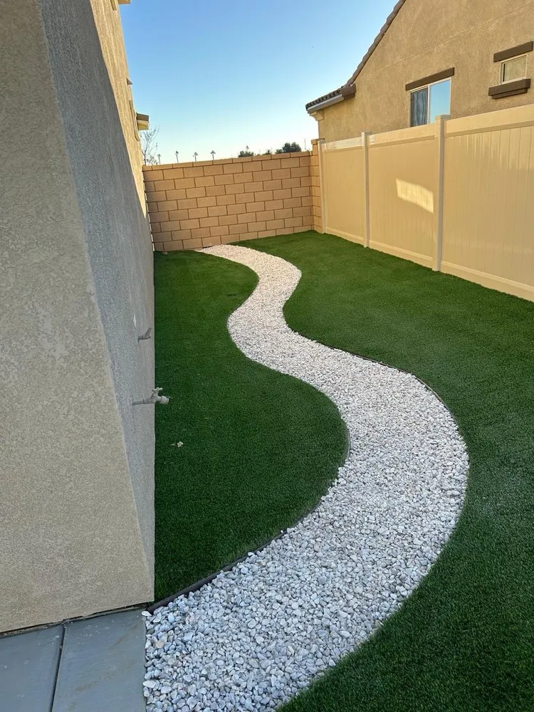 Expert outdoor landscaping experts serving Los Angeles, CA - Captain Turf