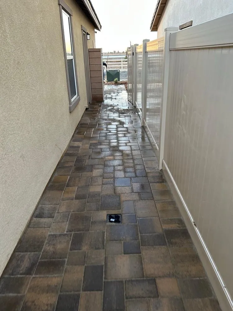 Expert landscaping services experts serving Los Angeles, CA - Captain Turf