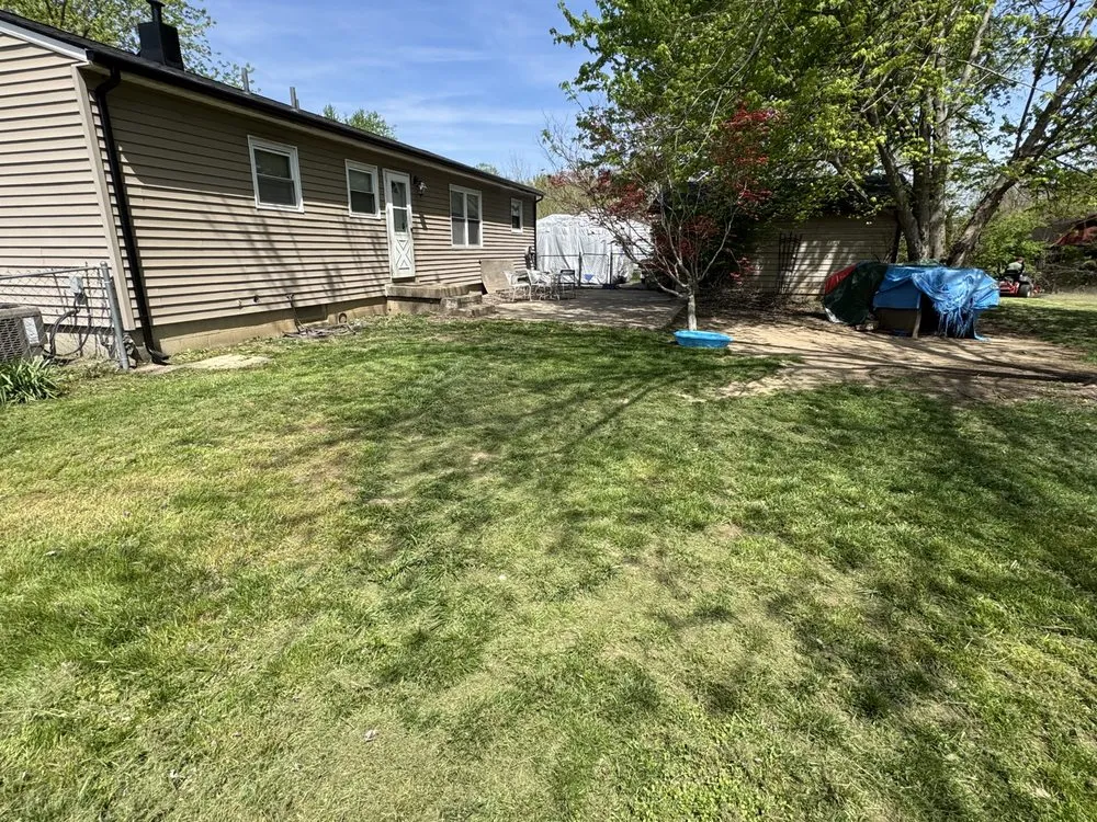 Professional yard cleanup service experts serving Franklin, OH - CAR & GAR Lawn Services