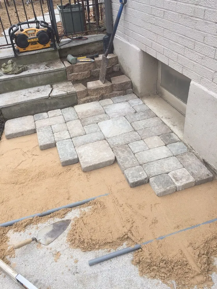 Custom outdoor landscaping experts serving Webster Groves, MO - Cara-Tera Landscape