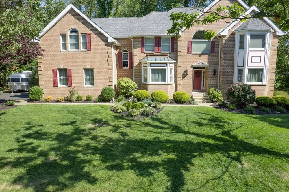 Reliable landscaping services experts serving Yardley, PA - Carbon Cut