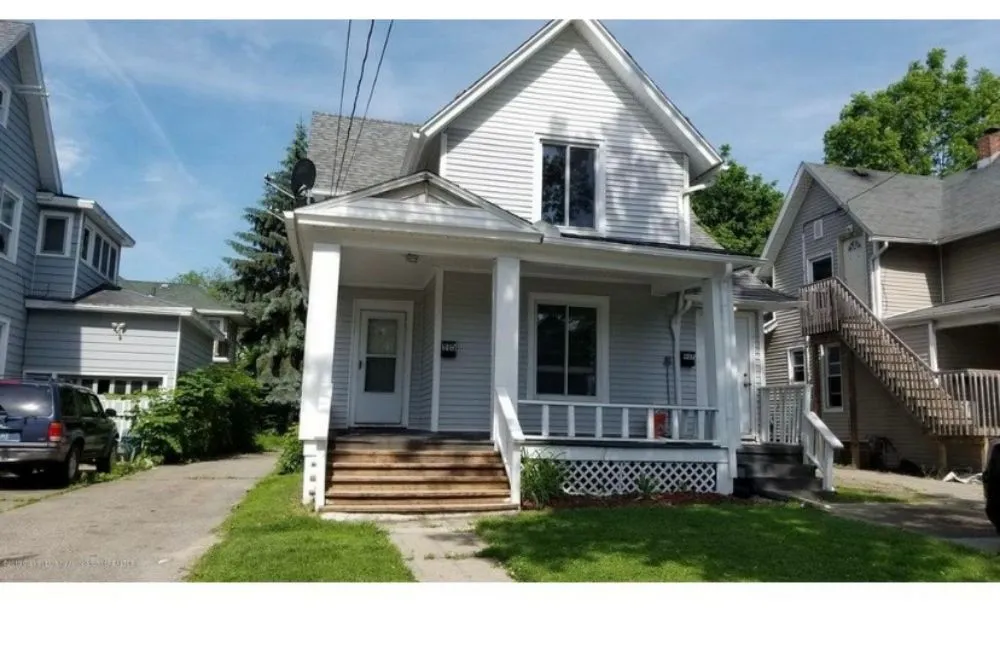 Trusted outdoor landscaping near you across Lansing, MI - Cardenas & Sons