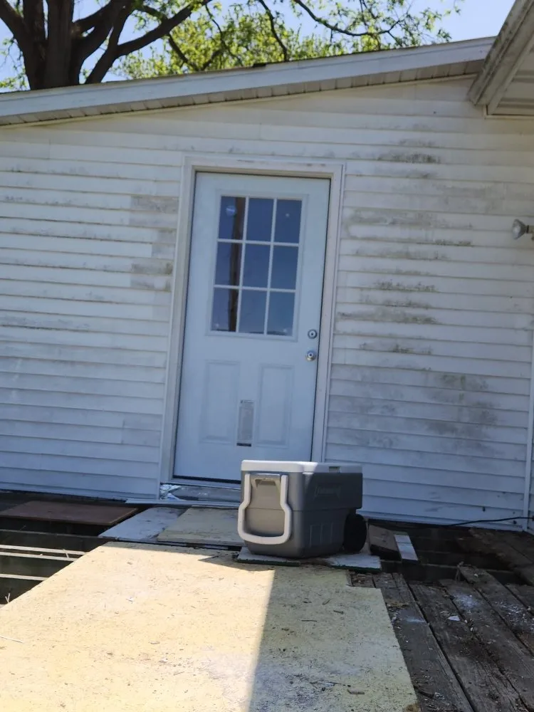 Expert landscaping services in Lansing, MI - Cardenas & Sons