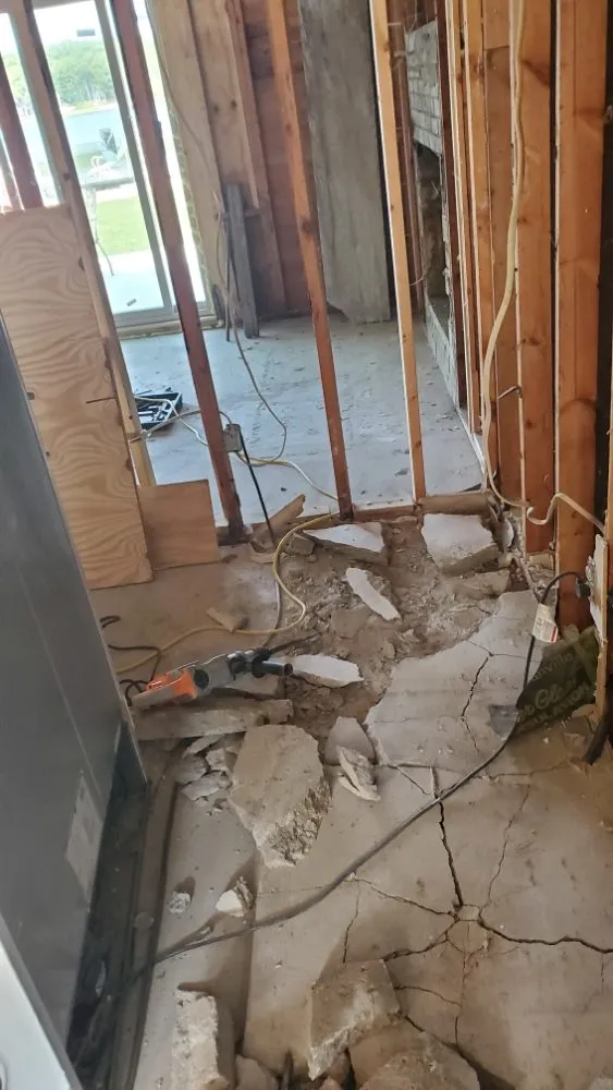 Reliable lawn mowing service experts serving Lansing, MI - Cardenas & Sons