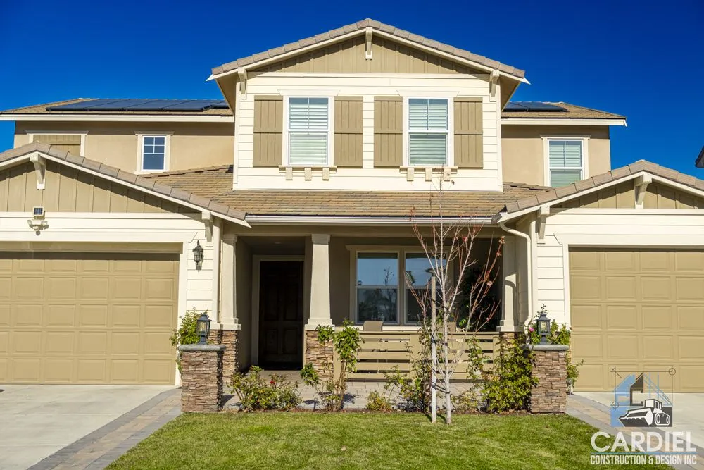 Top-rated yard maintenance for beautiful yards in Los Angeles, CA by Cardiel Construction & Design