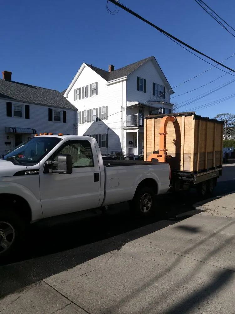 Professional lawn mowing service in Warwick, RI - Cardillo’s Lawn Care