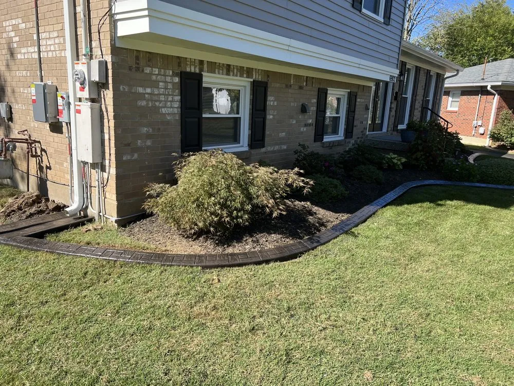 Reliable lawn mowing service in Taylorsville, KY by Cardinal Curbing